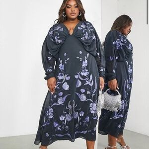 Embroidered Batwing Midi Dress